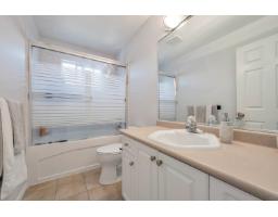 7452 Wiltshire Drive, Surrey, BC V3S2Y7 Photo 18
