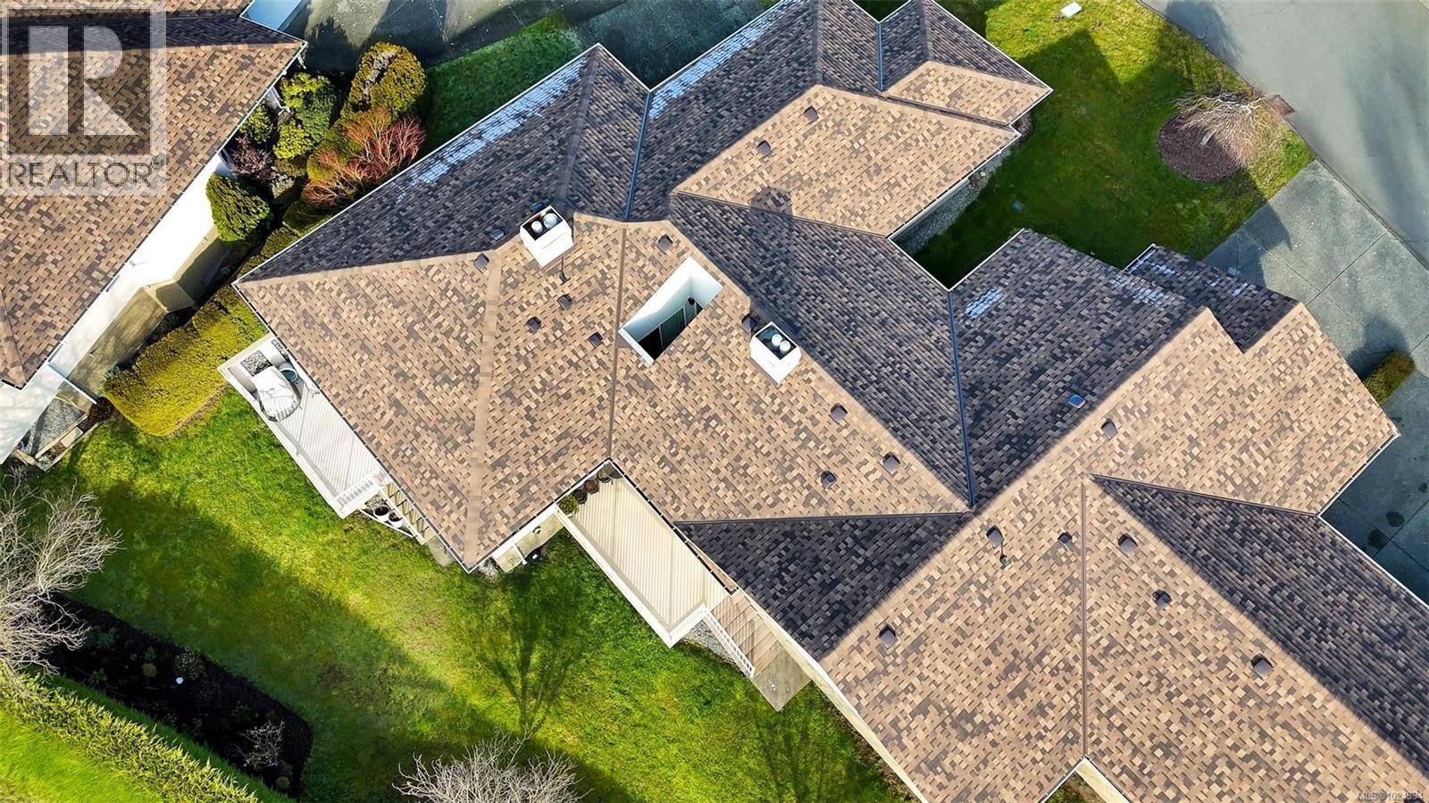 13 920 Brulette Pl, Mill Bay