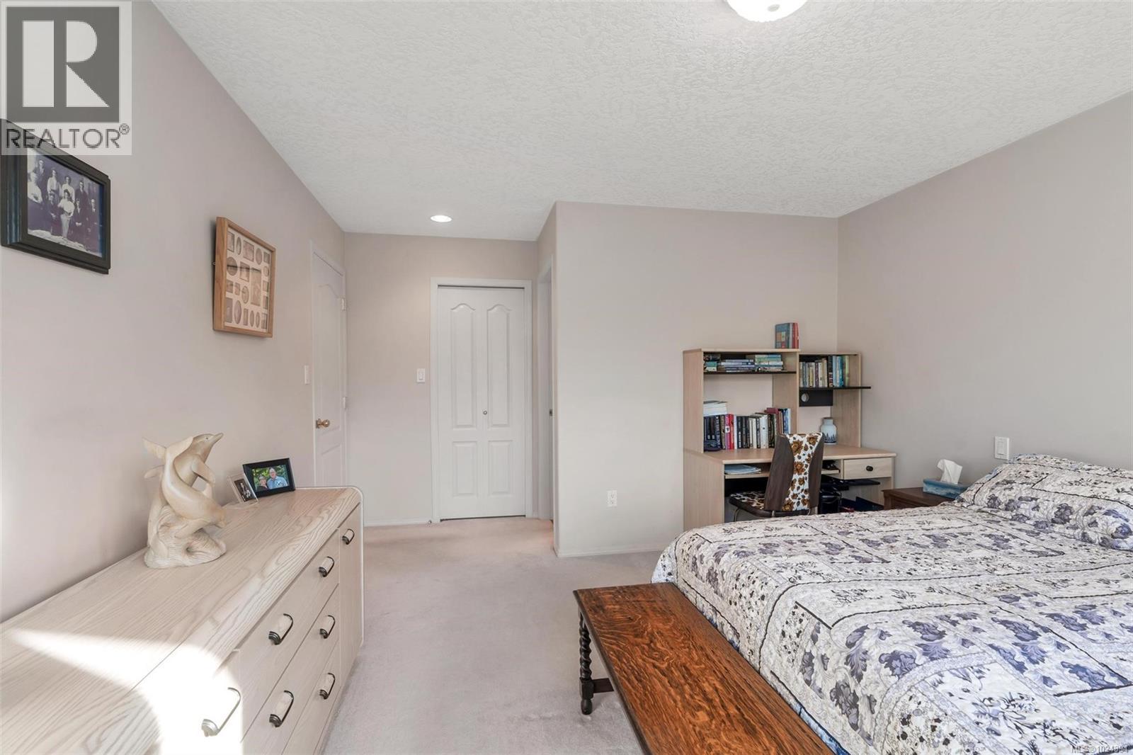 13 920 Brulette Pl, Mill Bay