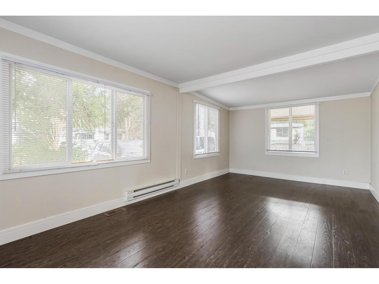 17 3942 COLUMBIA VALLEY ROAD, Cultus Lake North