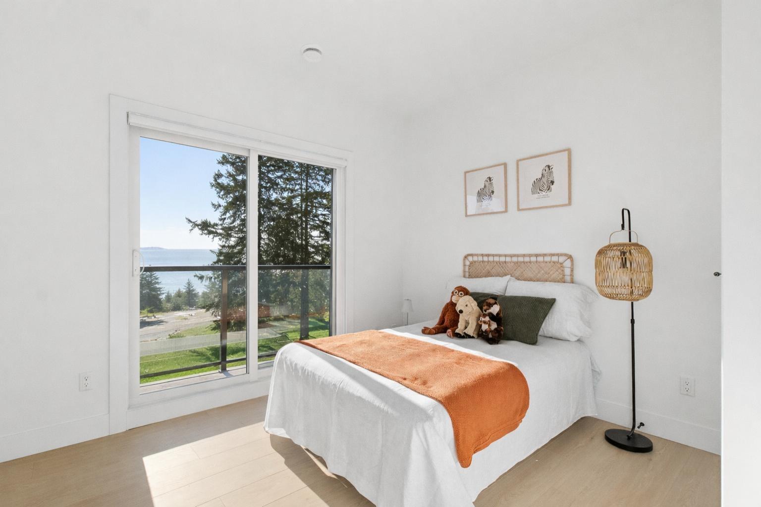 102 16058 9A AVENUE, Surrey