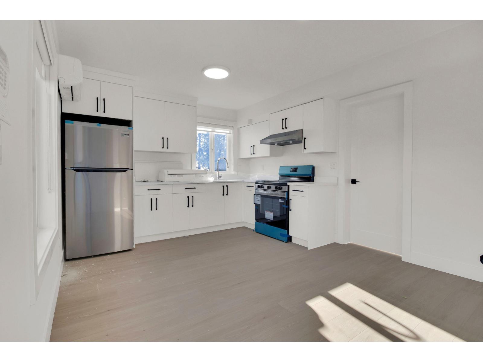 102 16058 9A AVENUE, Surrey