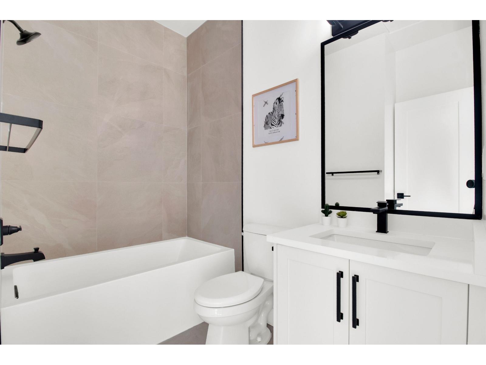 102 16058 9A AVENUE, Surrey