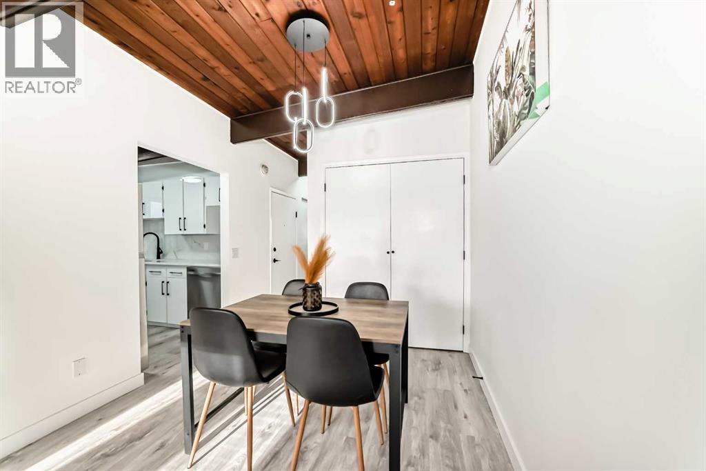 Single Family House Bi-level for Sale in   Avenue NW Bowness Calgary 