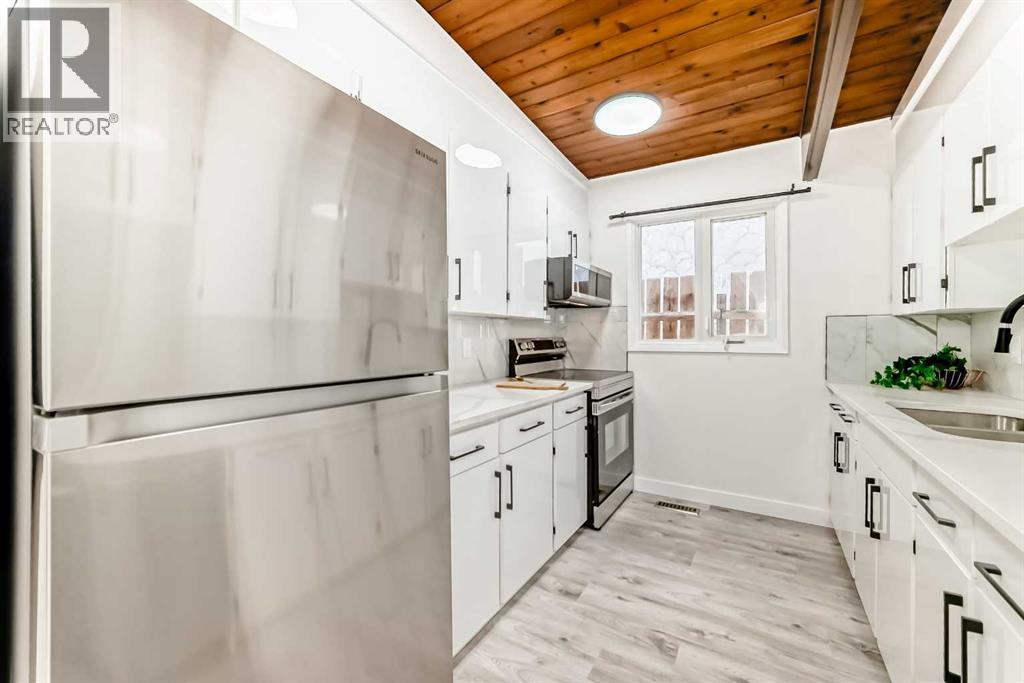 Single Family House Bi-level for Sale in   Avenue NW Bowness Calgary 