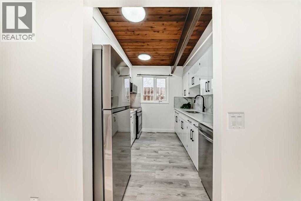 Single Family House Bi-level for Sale in   Avenue NW Bowness Calgary 