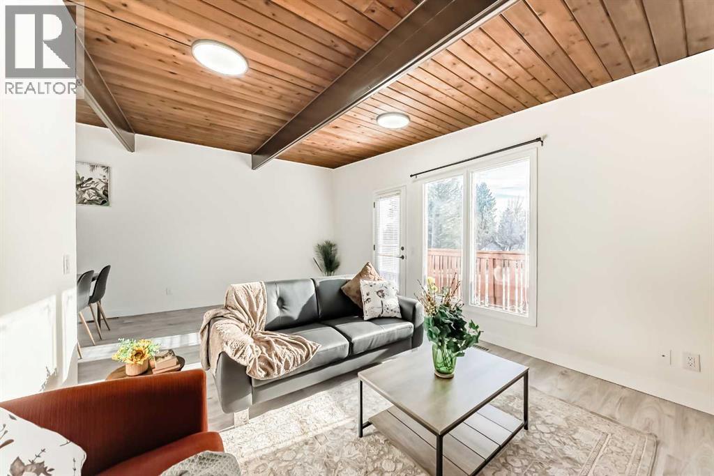 Single Family House Bi-level for Sale in   Avenue NW Bowness Calgary 