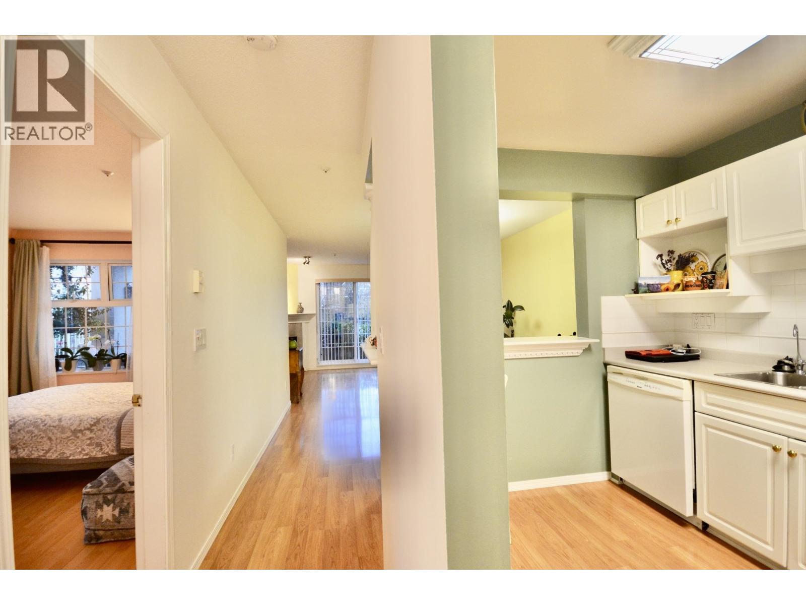 111 1655 GRANT AVENUE, Port Coquitlam