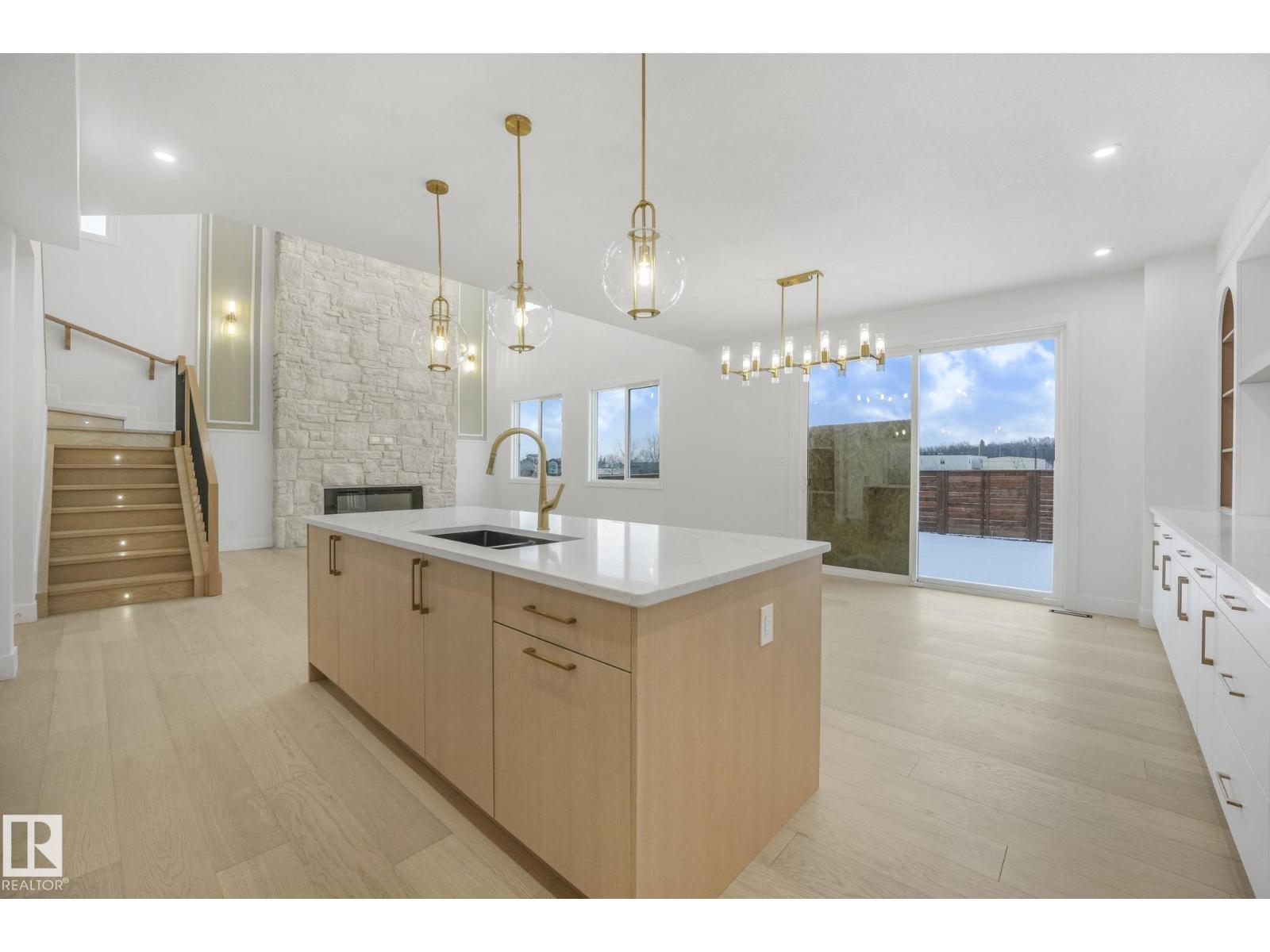 1 BIRKSHIRE CR, Sherwood Park