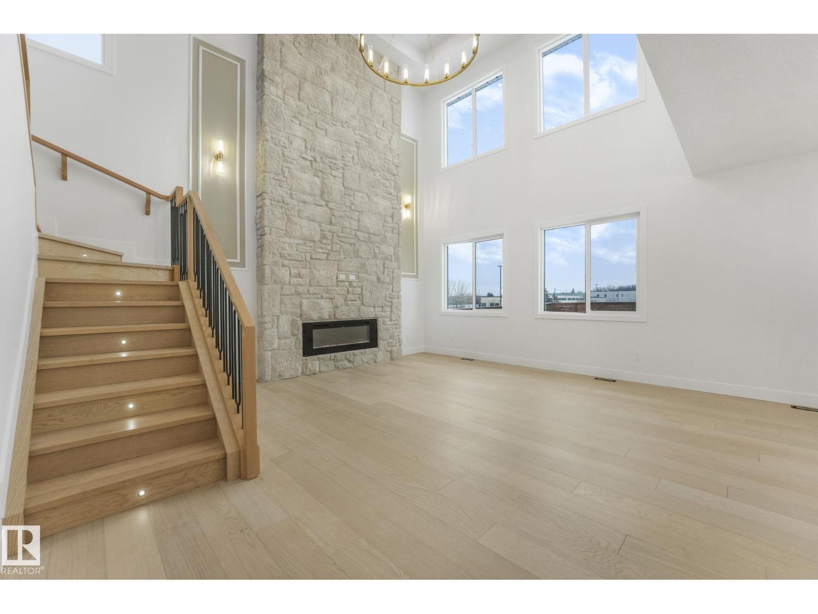 1 BIRKSHIRE CR, Sherwood Park