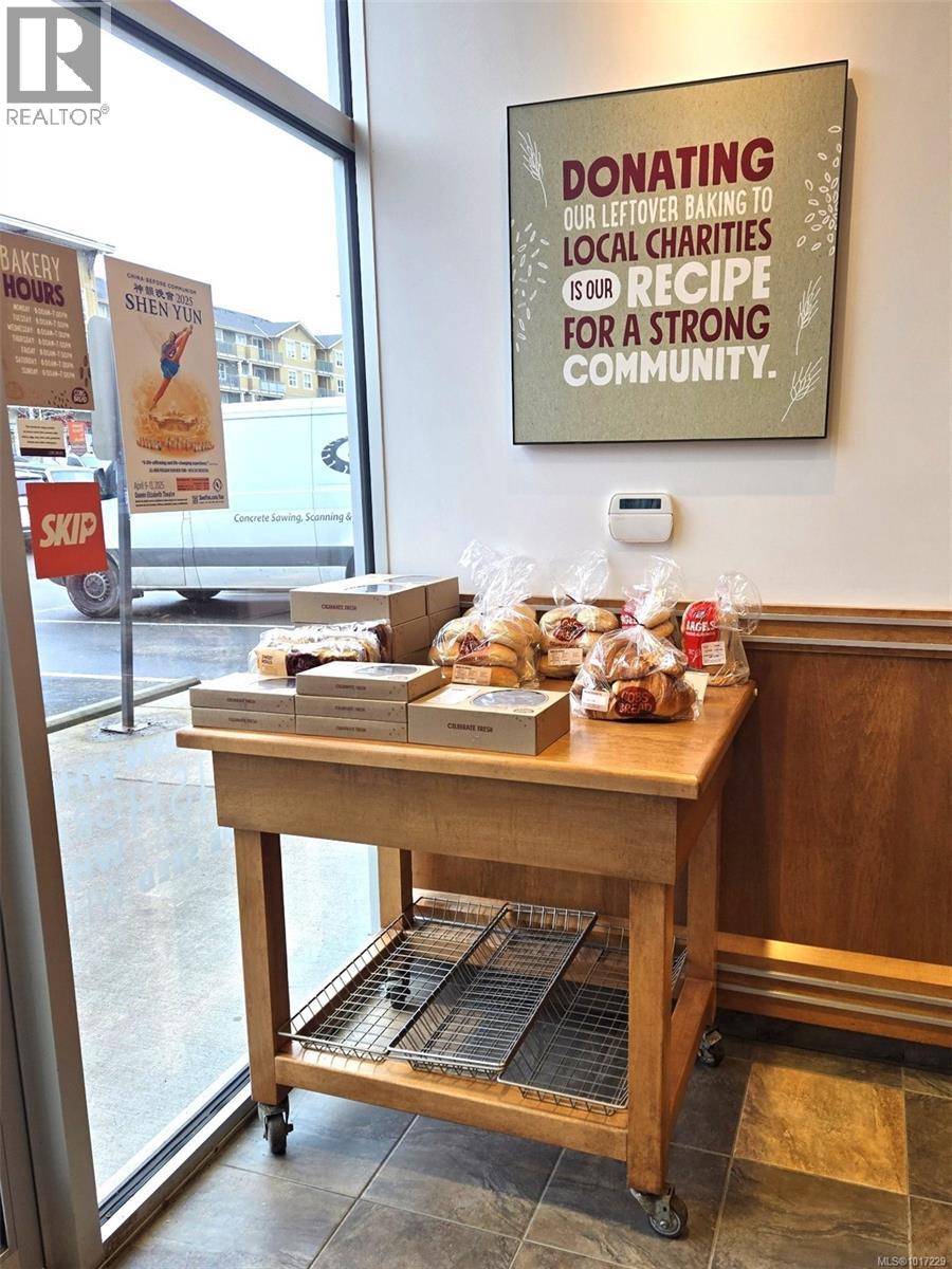 110 31 Helmcken Road, View Royal