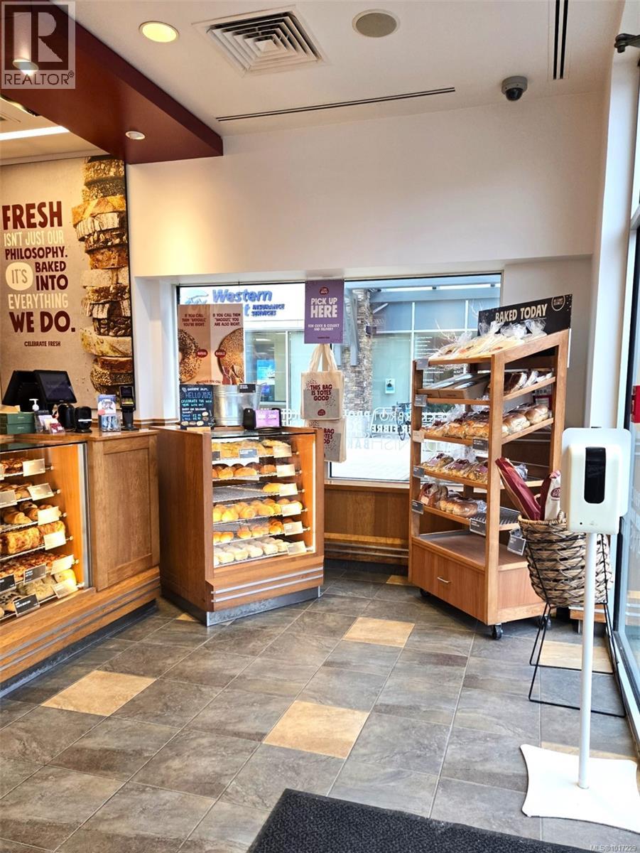 110 31 Helmcken Road, View Royal