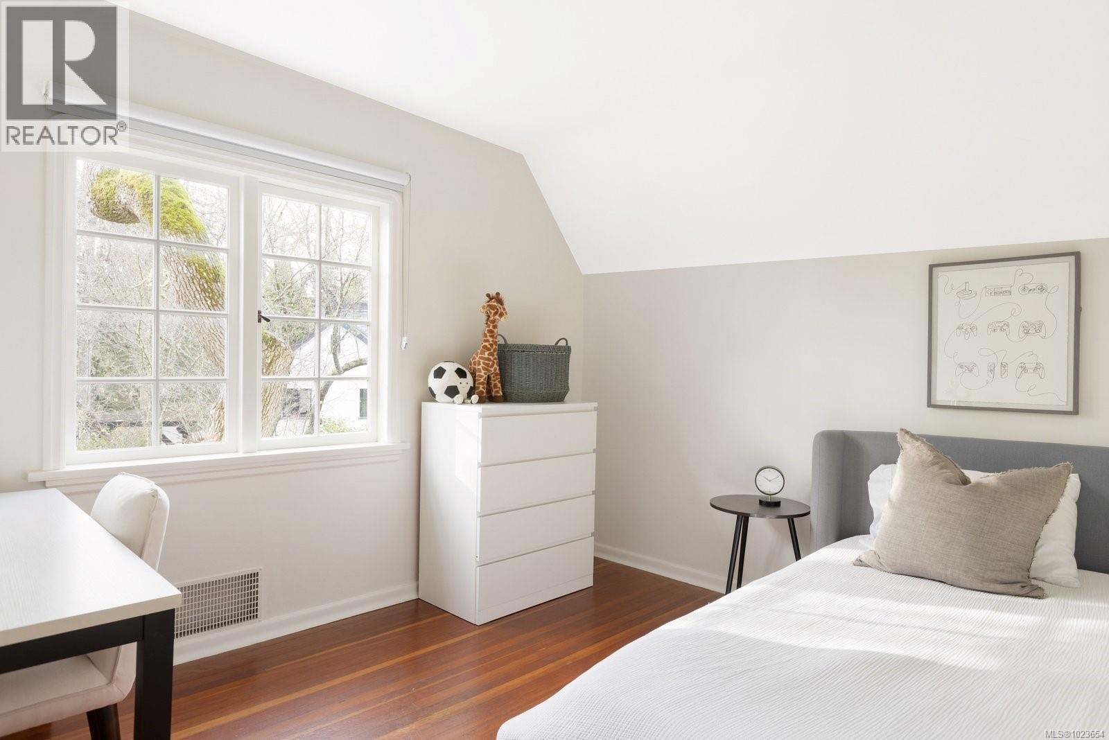  3400 Upper Terrace Road, Oak Bay