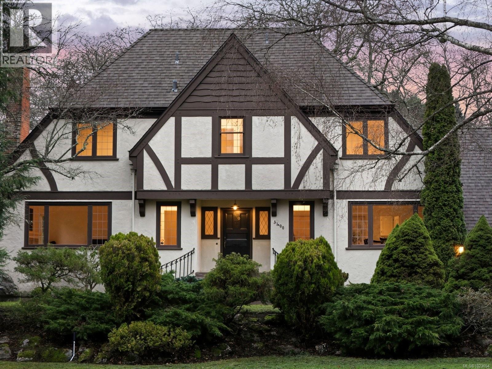  3400 Upper Terrace Road, Oak Bay