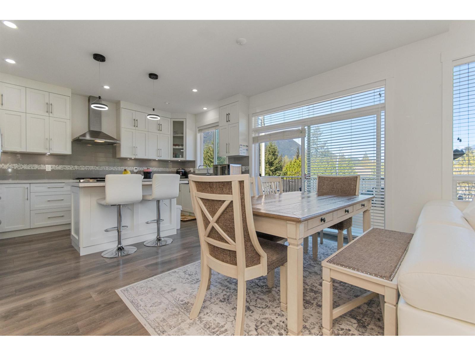 10 63650 FLOOD HOPE ROAD, Hope, Hope