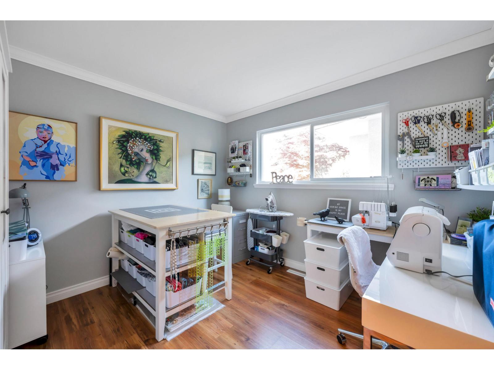 15627 BUENA VISTA AVENUE, White Rock