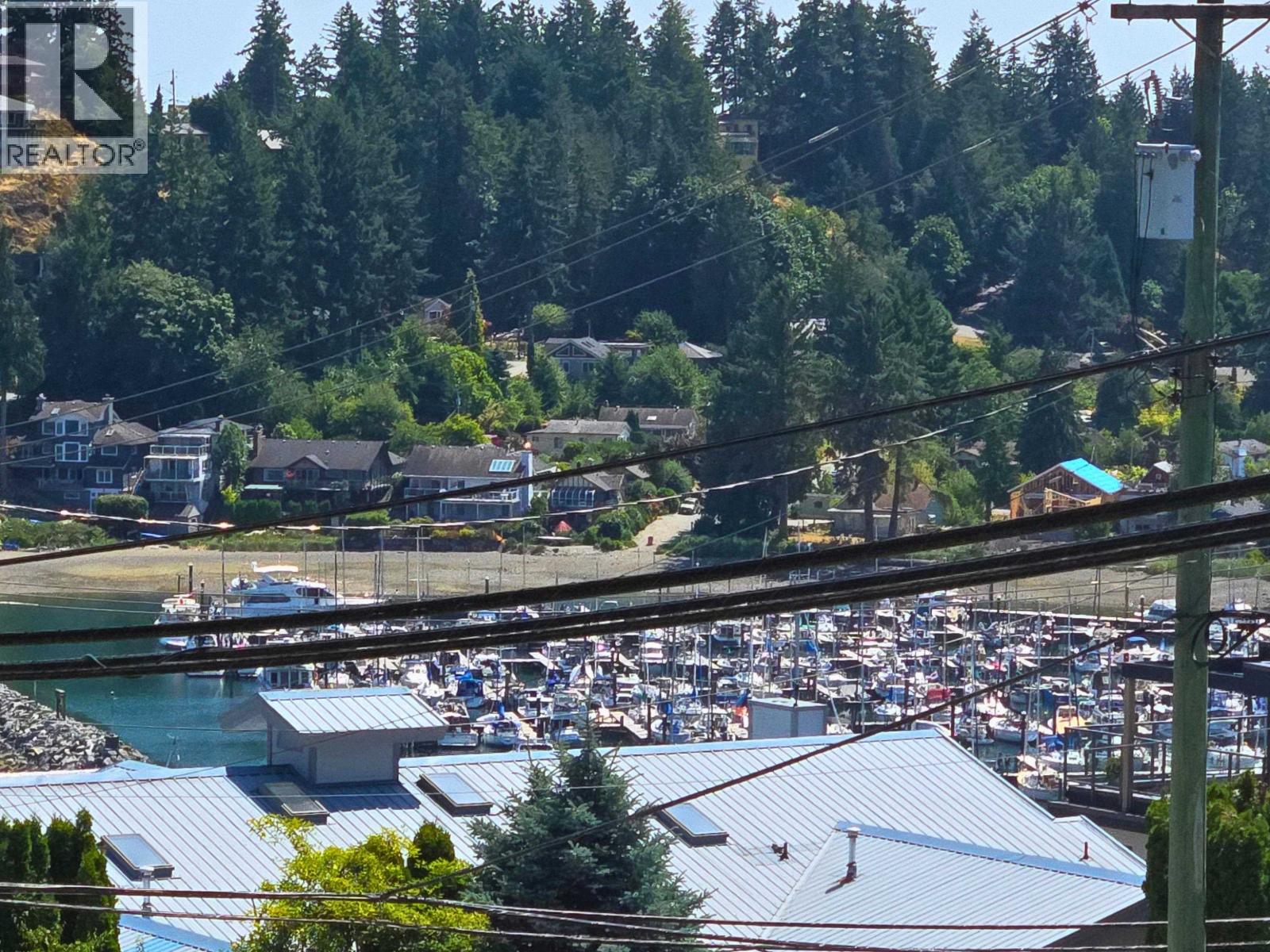 547 N FLETCHER ROAD, Gibsons