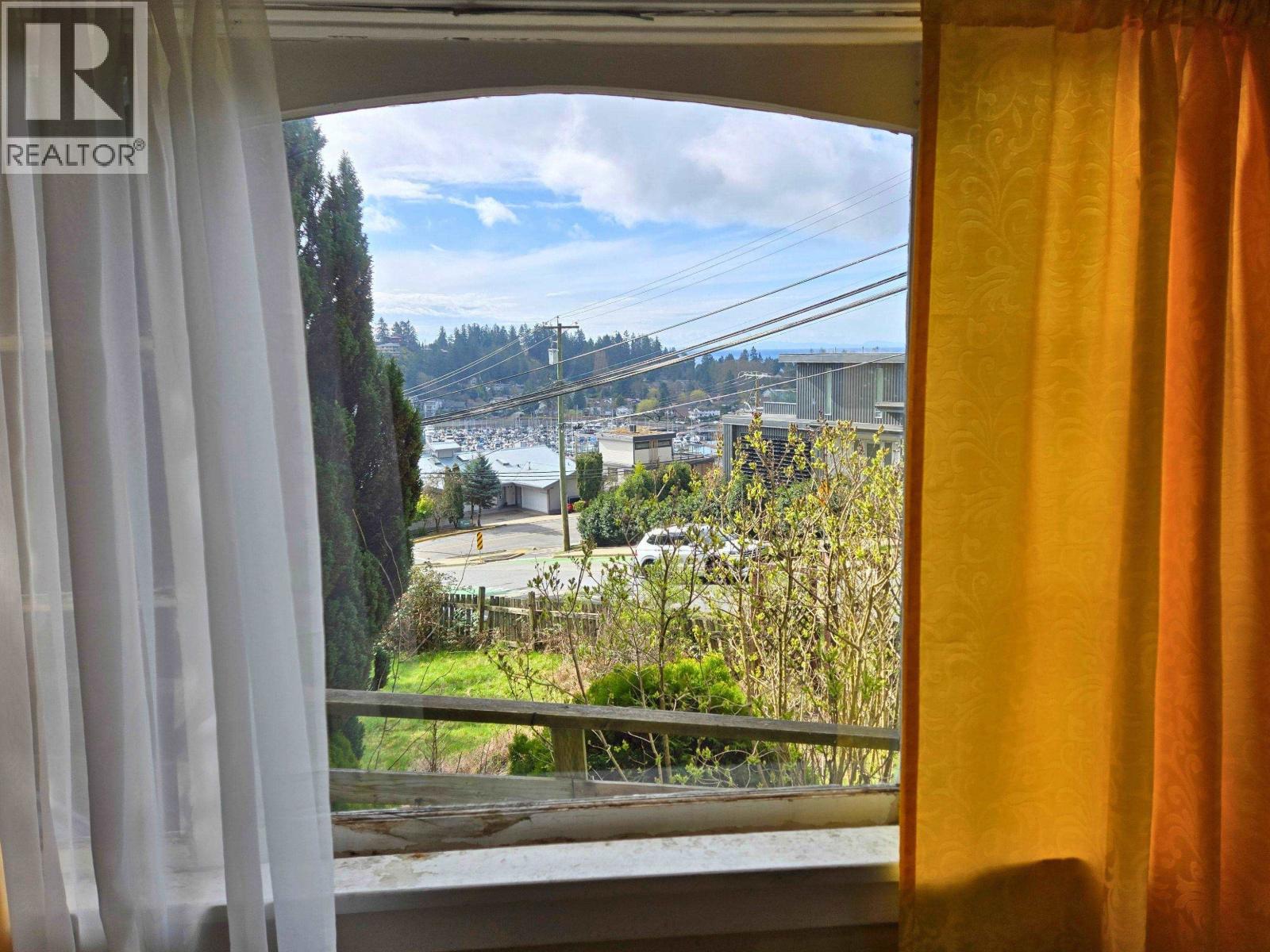 547 N FLETCHER ROAD, Gibsons