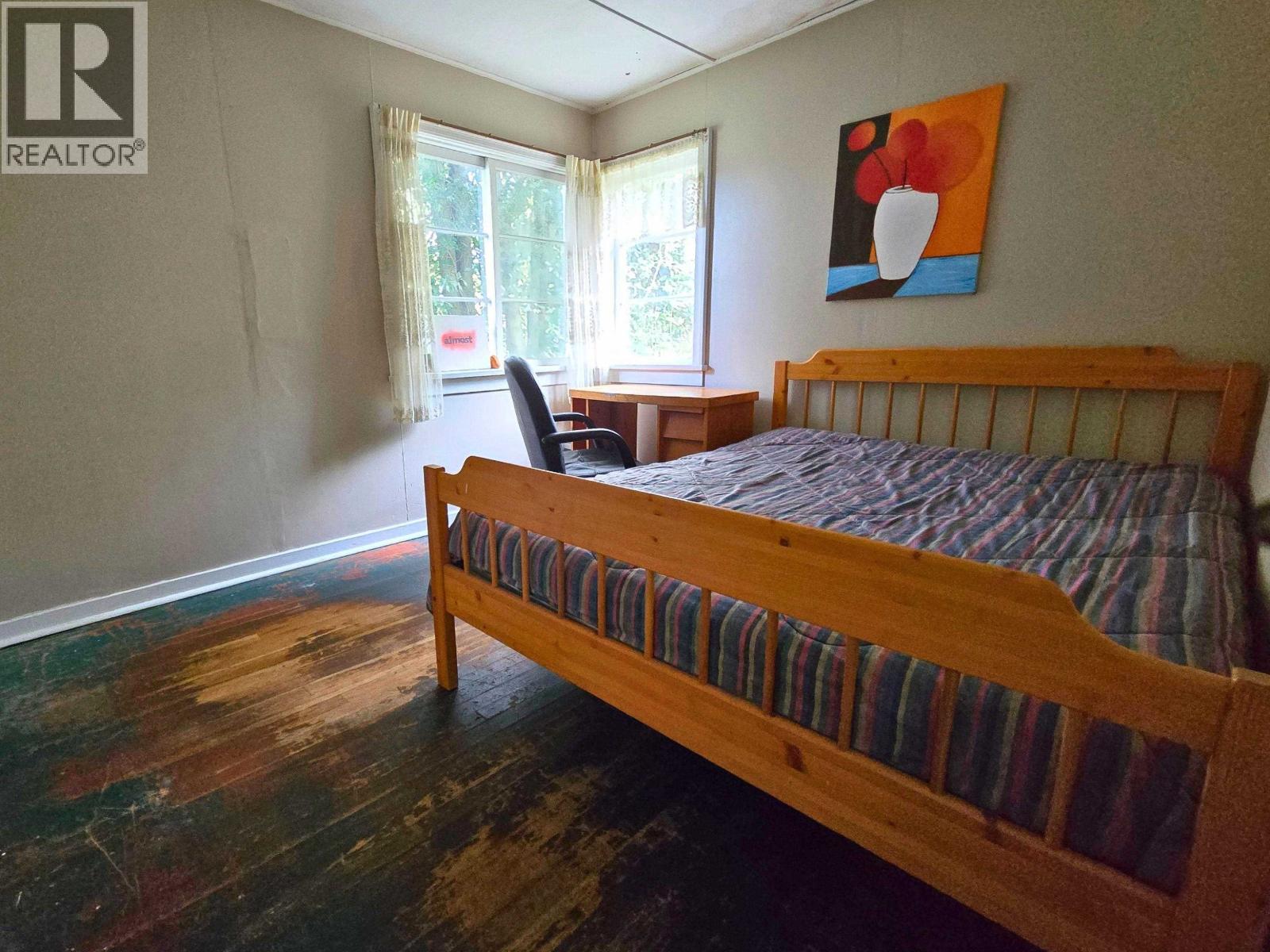 547 N FLETCHER ROAD, Gibsons