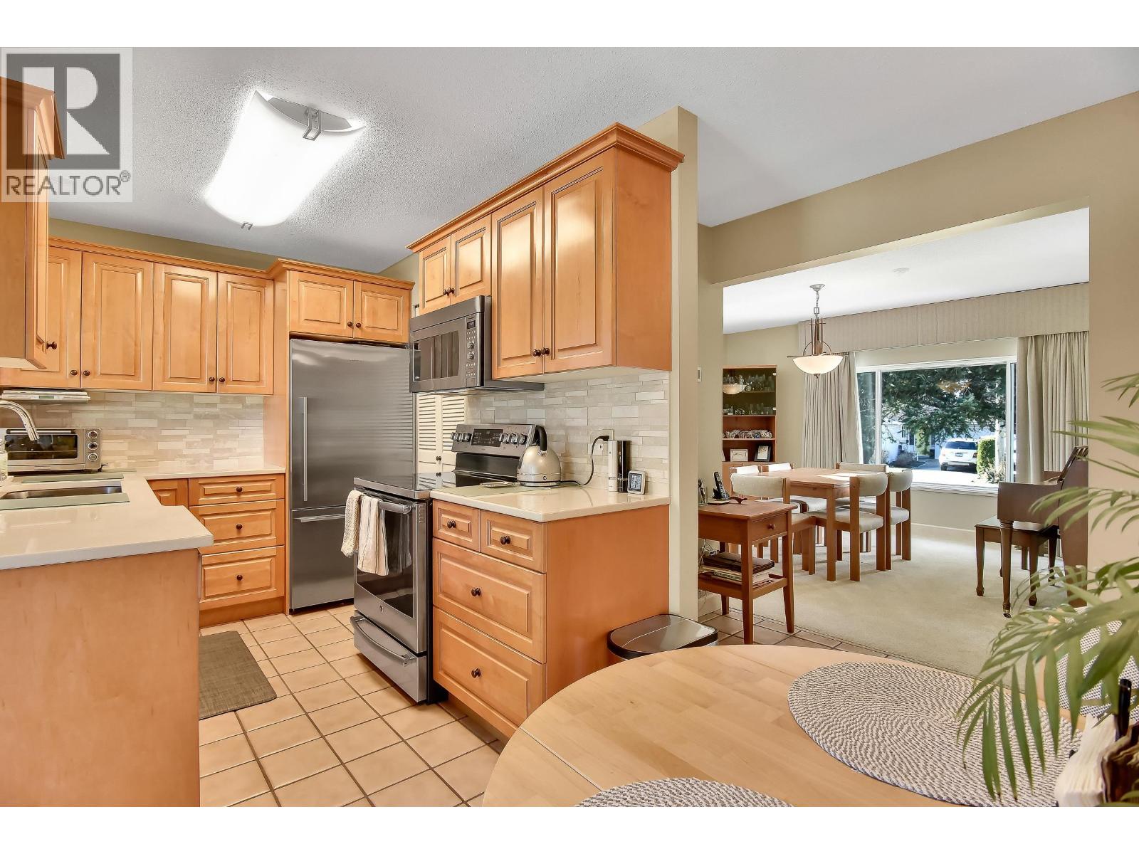 1348 COMPSTON Crescent, Delta