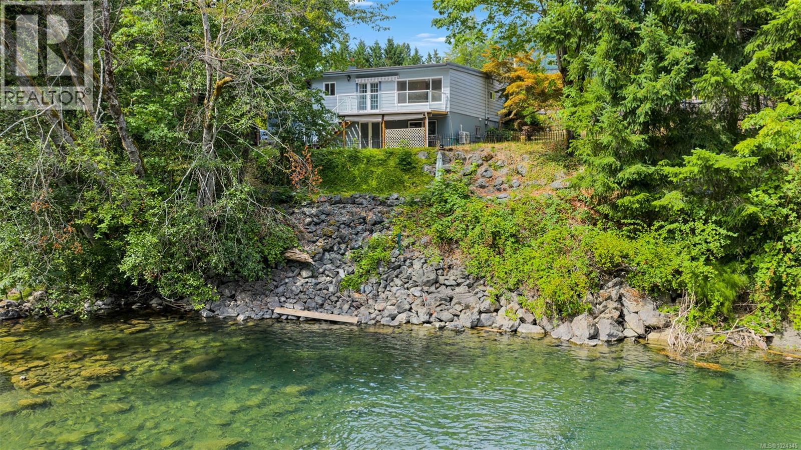 160 Cowichan Lake Rd - 1