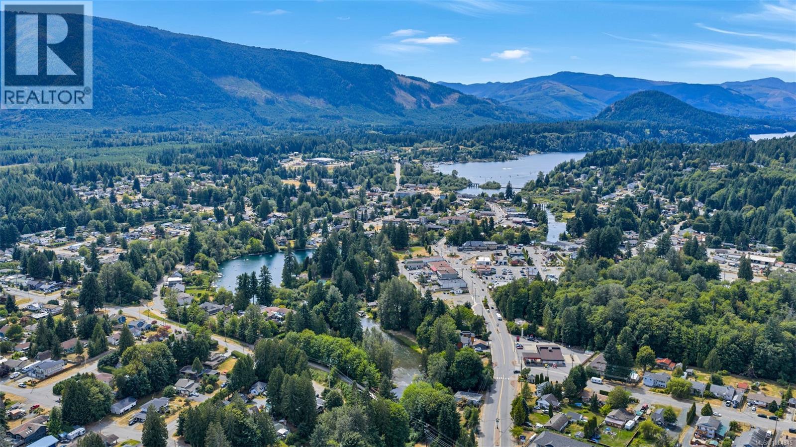 160 Cowichan Lake Rd - 10