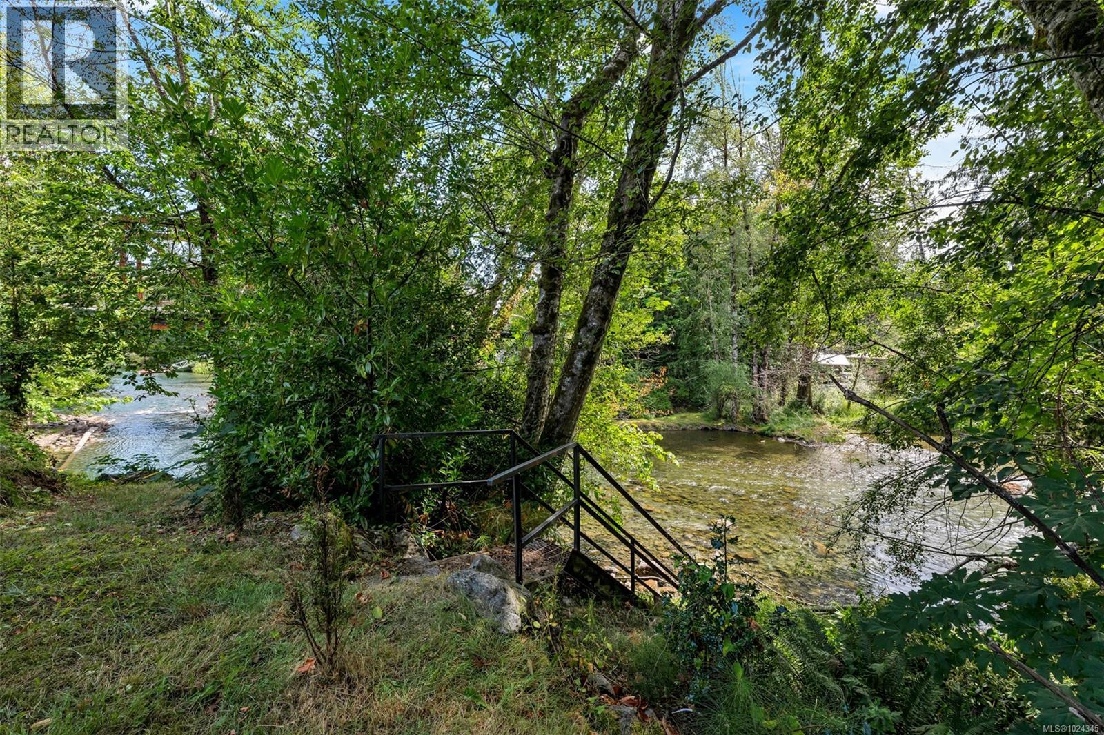 160 Cowichan Lake Rd - 38