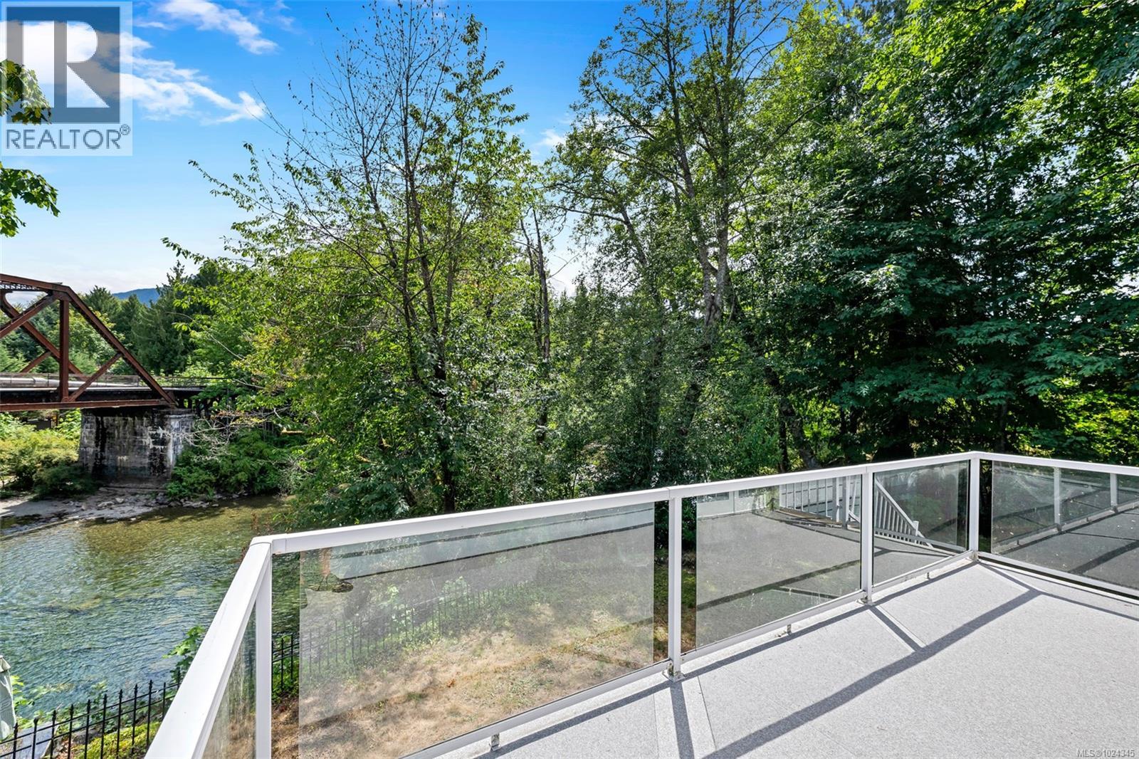 160 Cowichan Lake Rd - 45