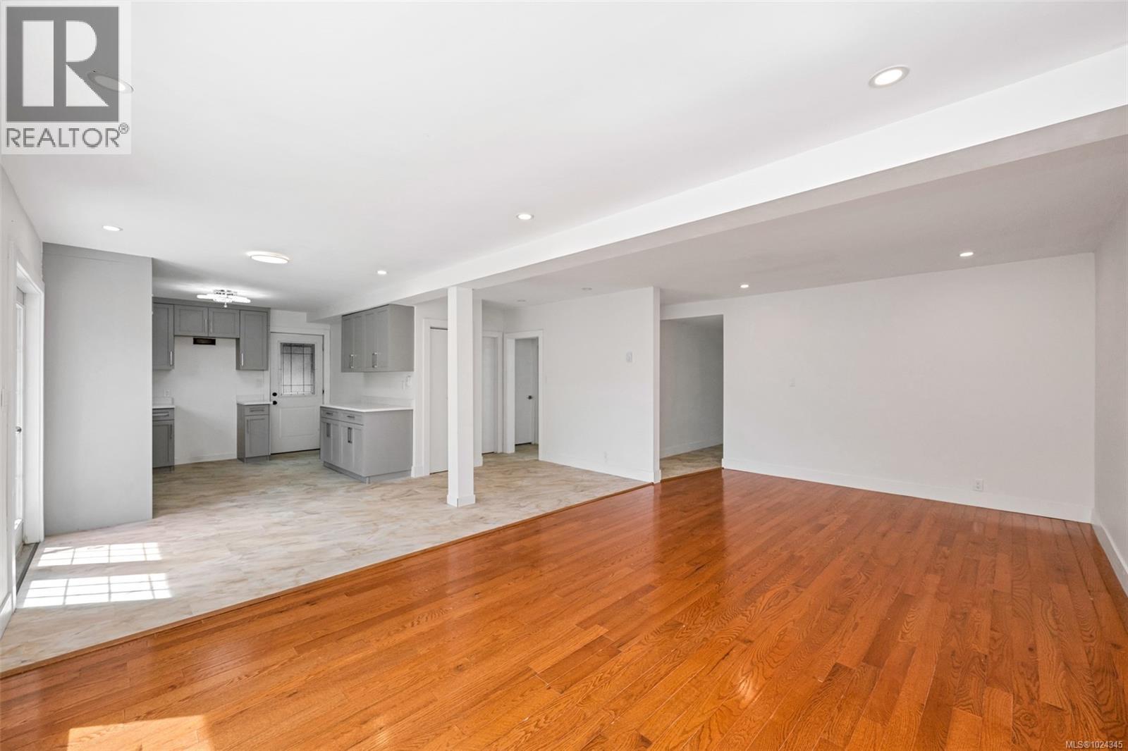 160 COWICHAN LAKE RD - 51