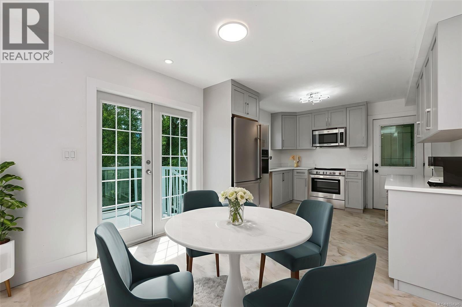 160 COWICHAN LAKE RD - 52