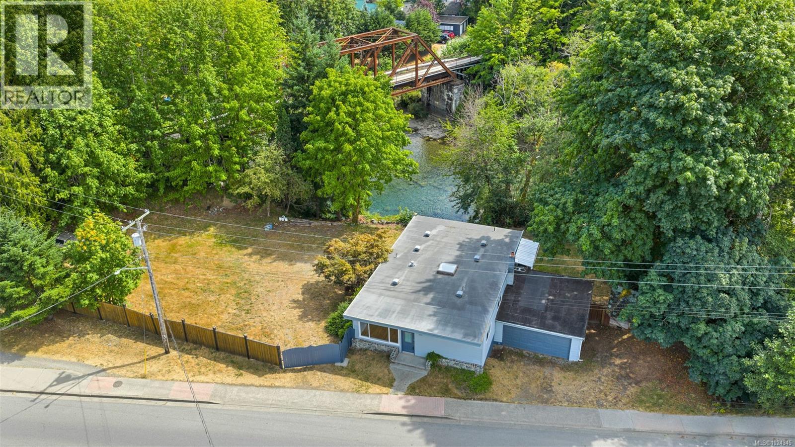160 Cowichan Lake Rd - 8