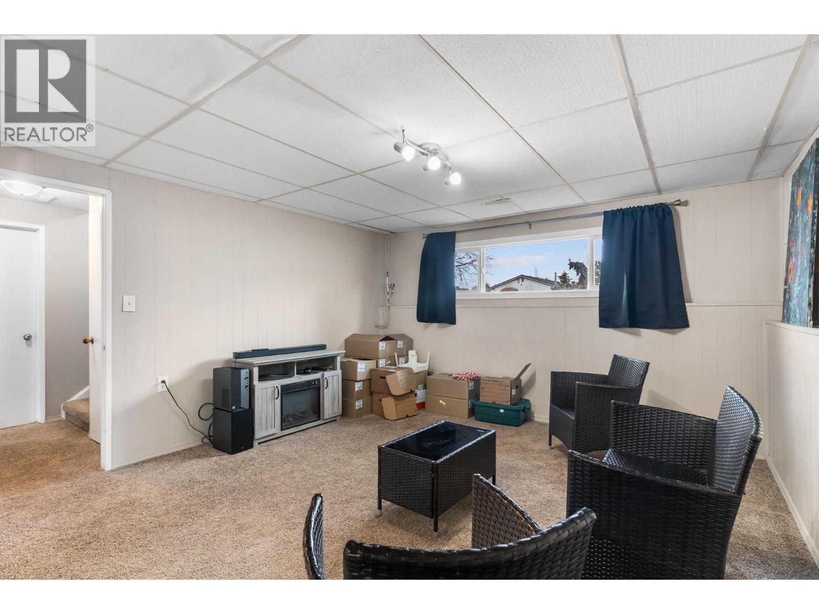  2641 Springfield Road, Kelowna