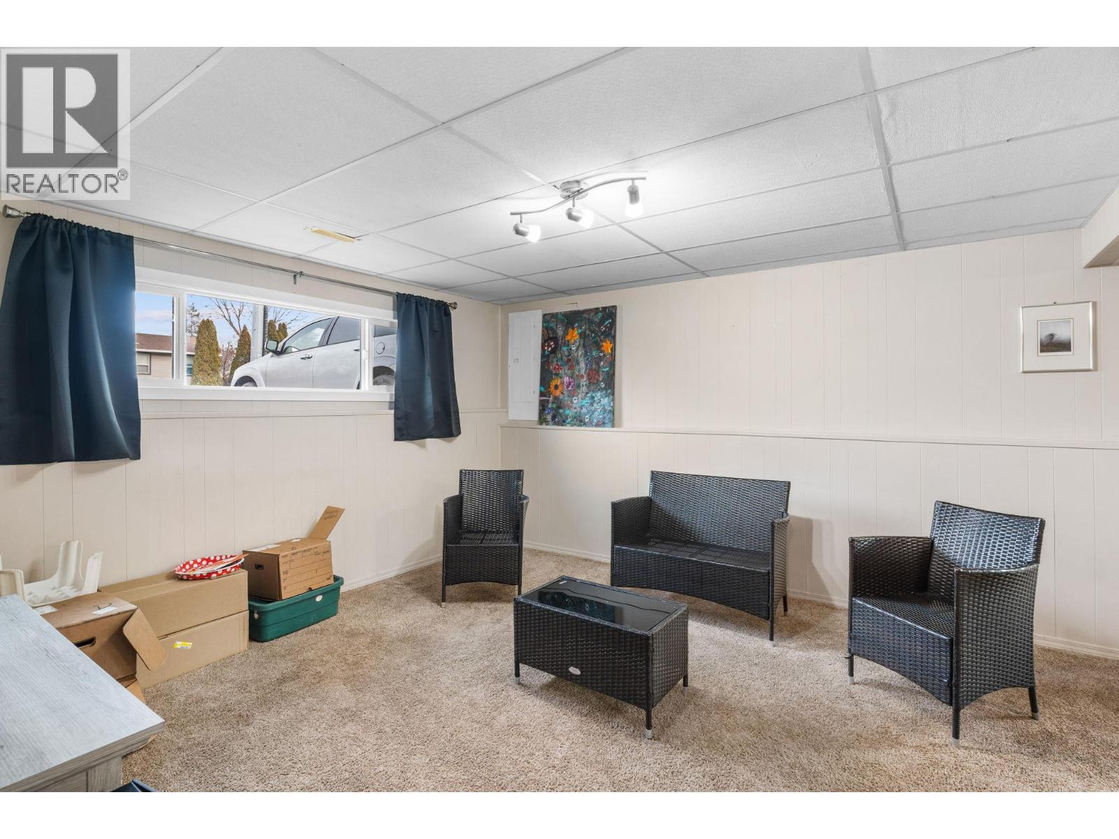  2641 Springfield Road, Kelowna