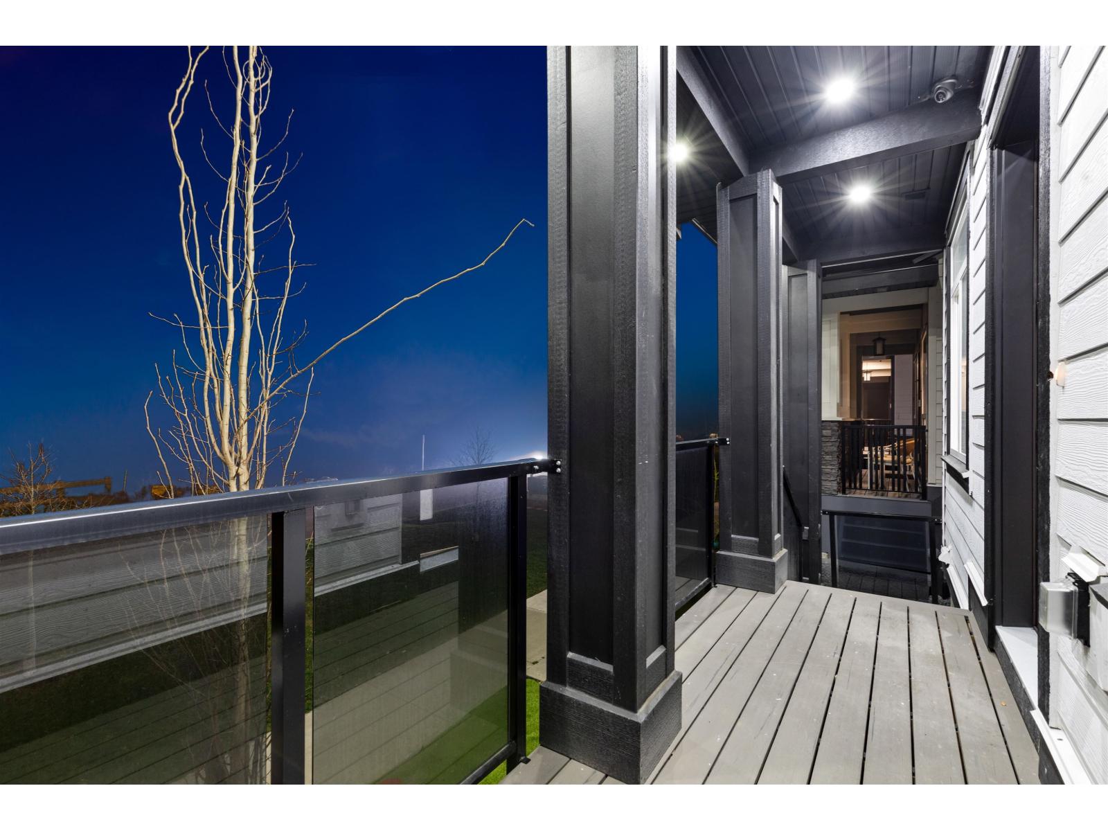 16717 15A Avenue - photo 2