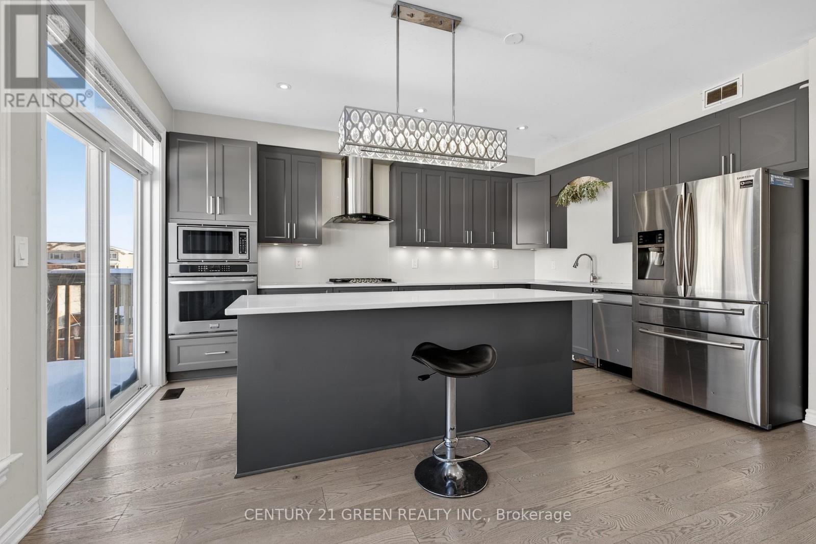 645 GWEN AVENUE - 10