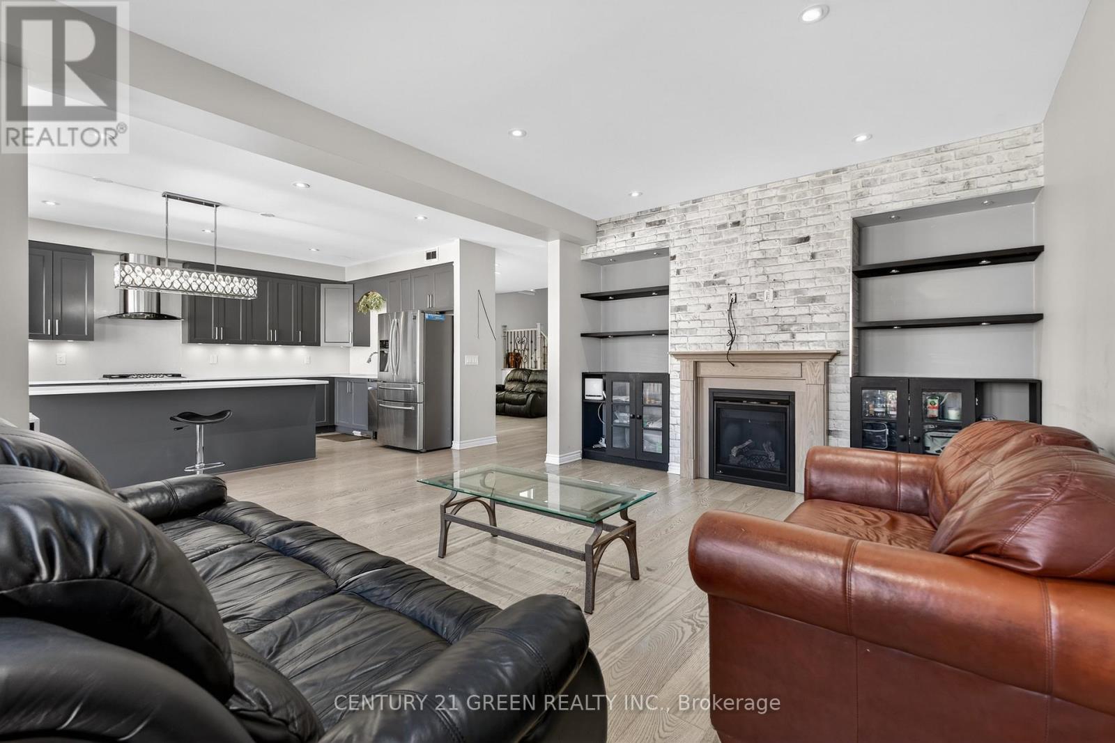 645 GWEN AVENUE - 15