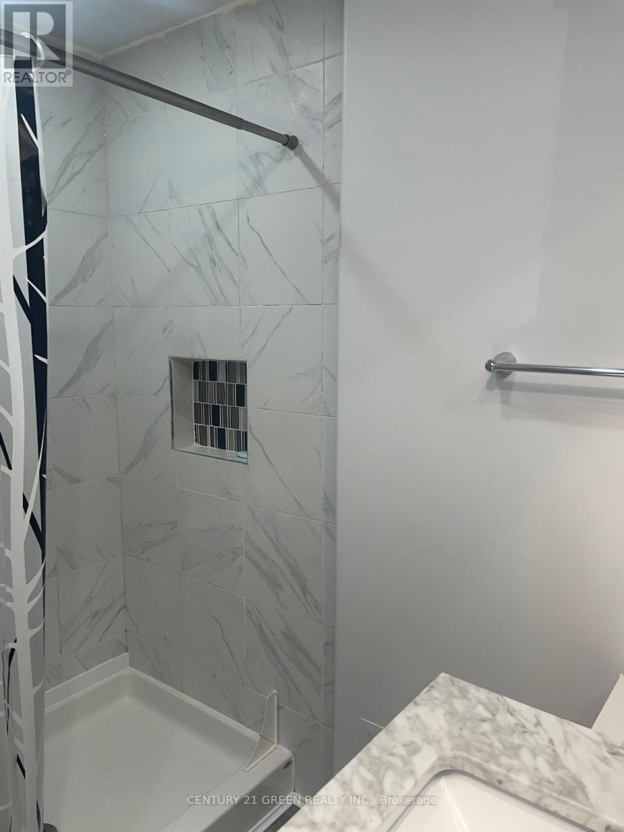 645 GWEN AVENUE - 35