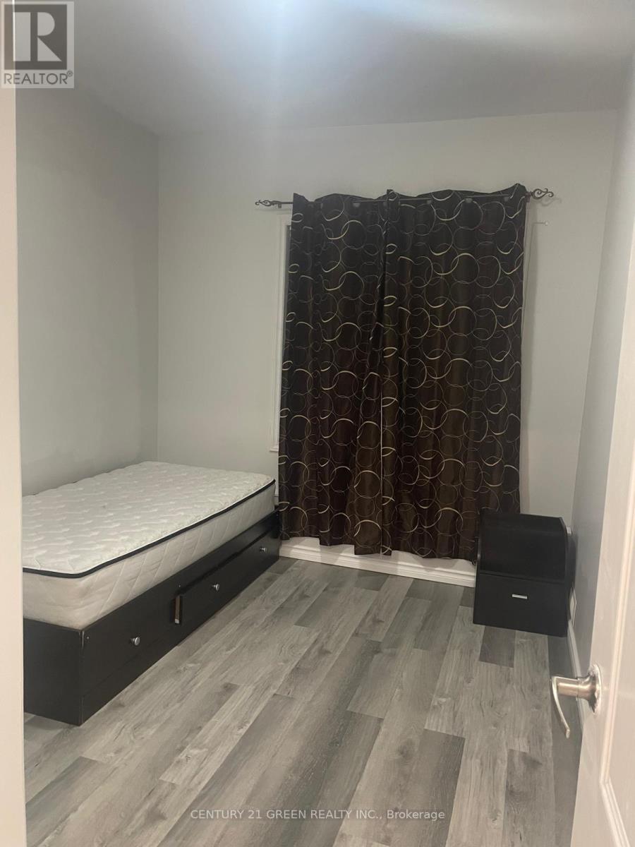 645 GWEN AVENUE - 36