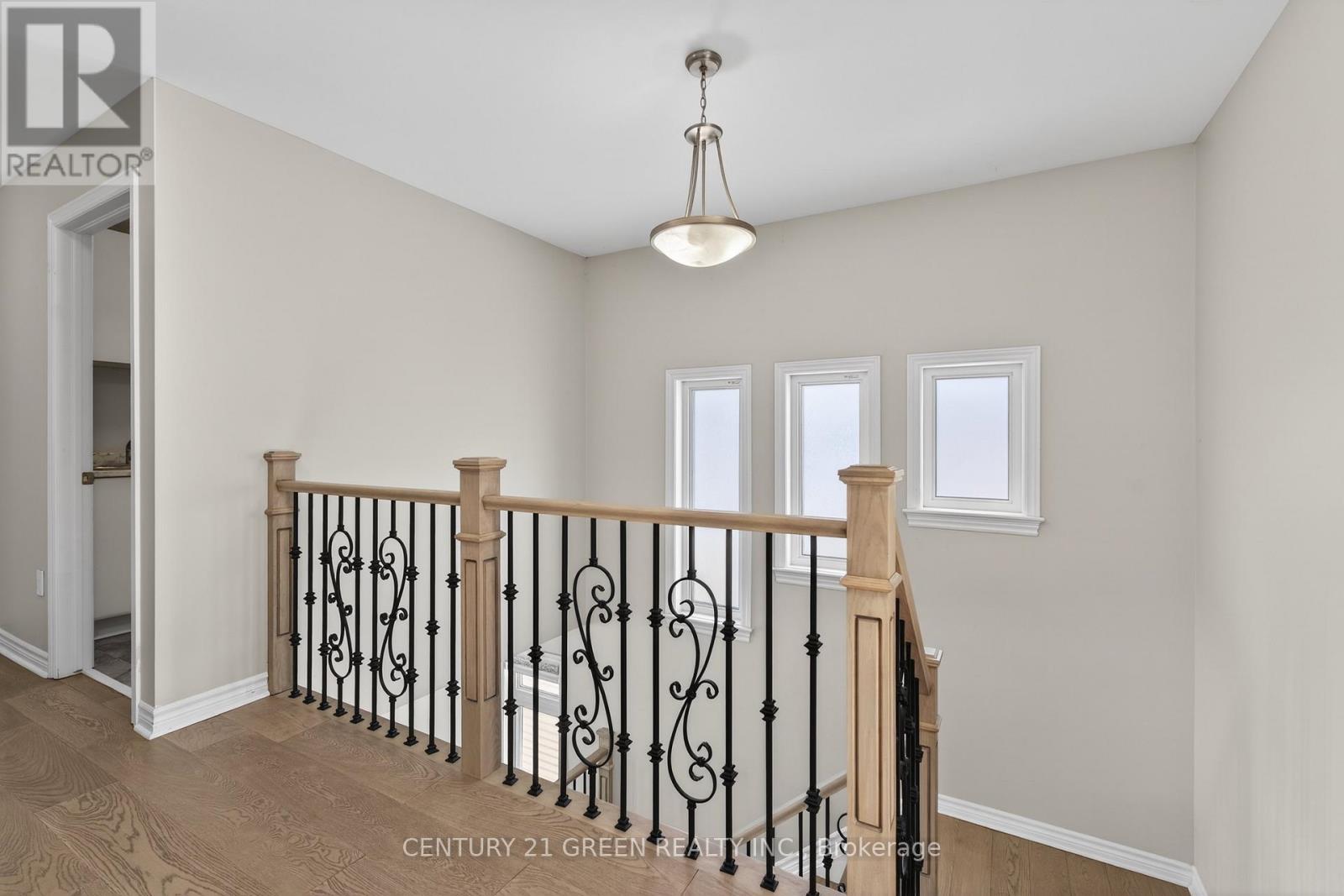 645 GWEN AVENUE - 19