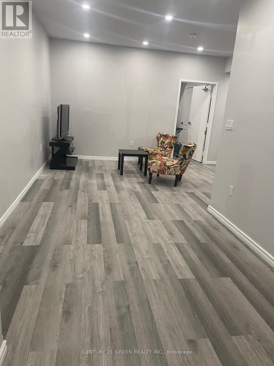 645 GWEN AVENUE - 44