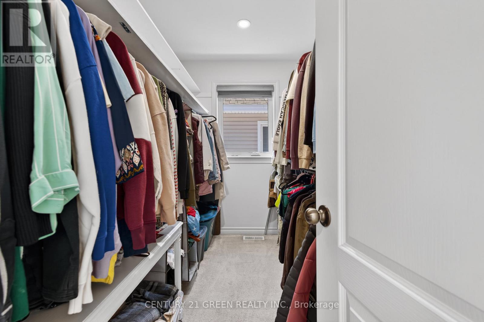 645 GWEN AVENUE - 22