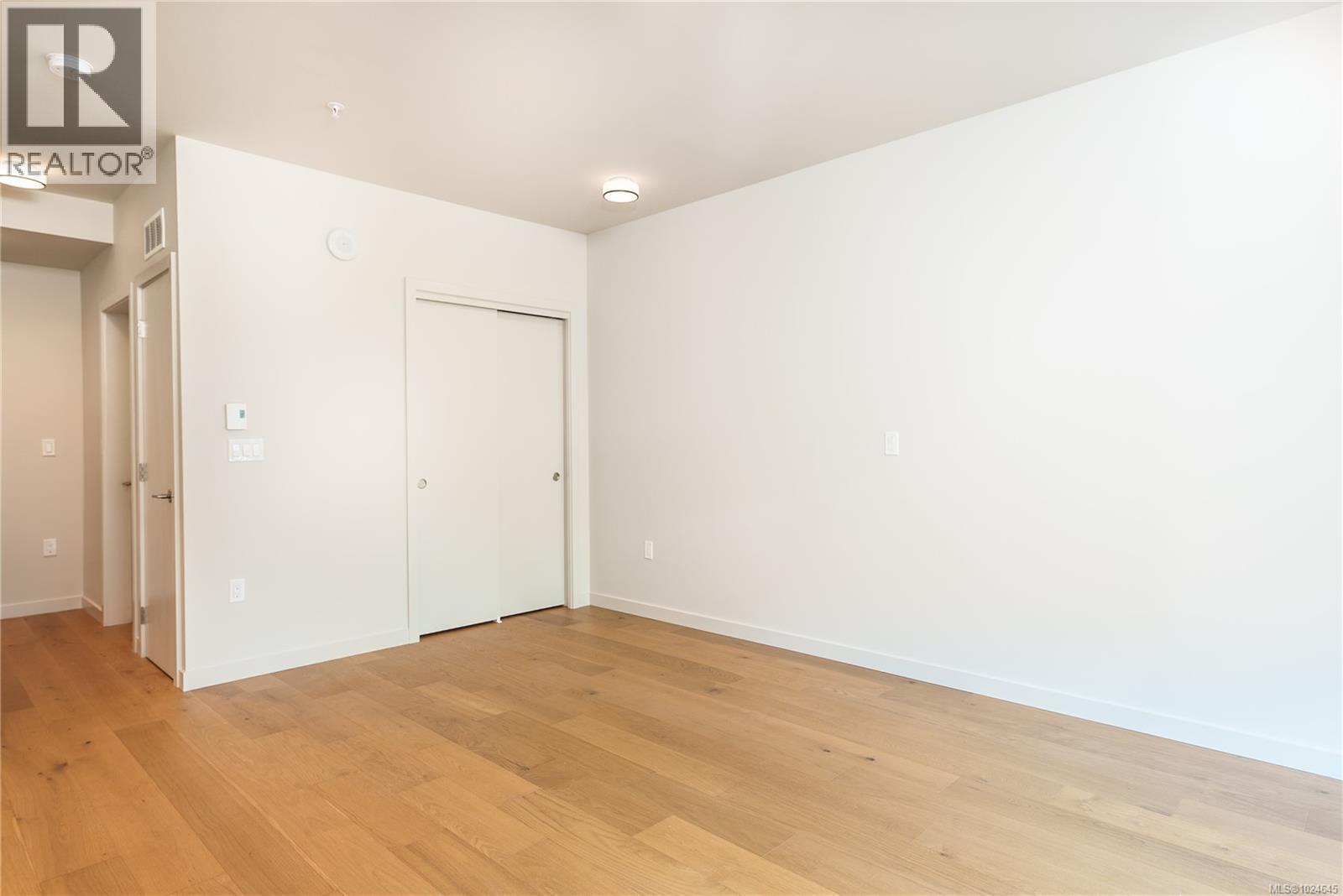 205 629 Speed Avenue, Victoria