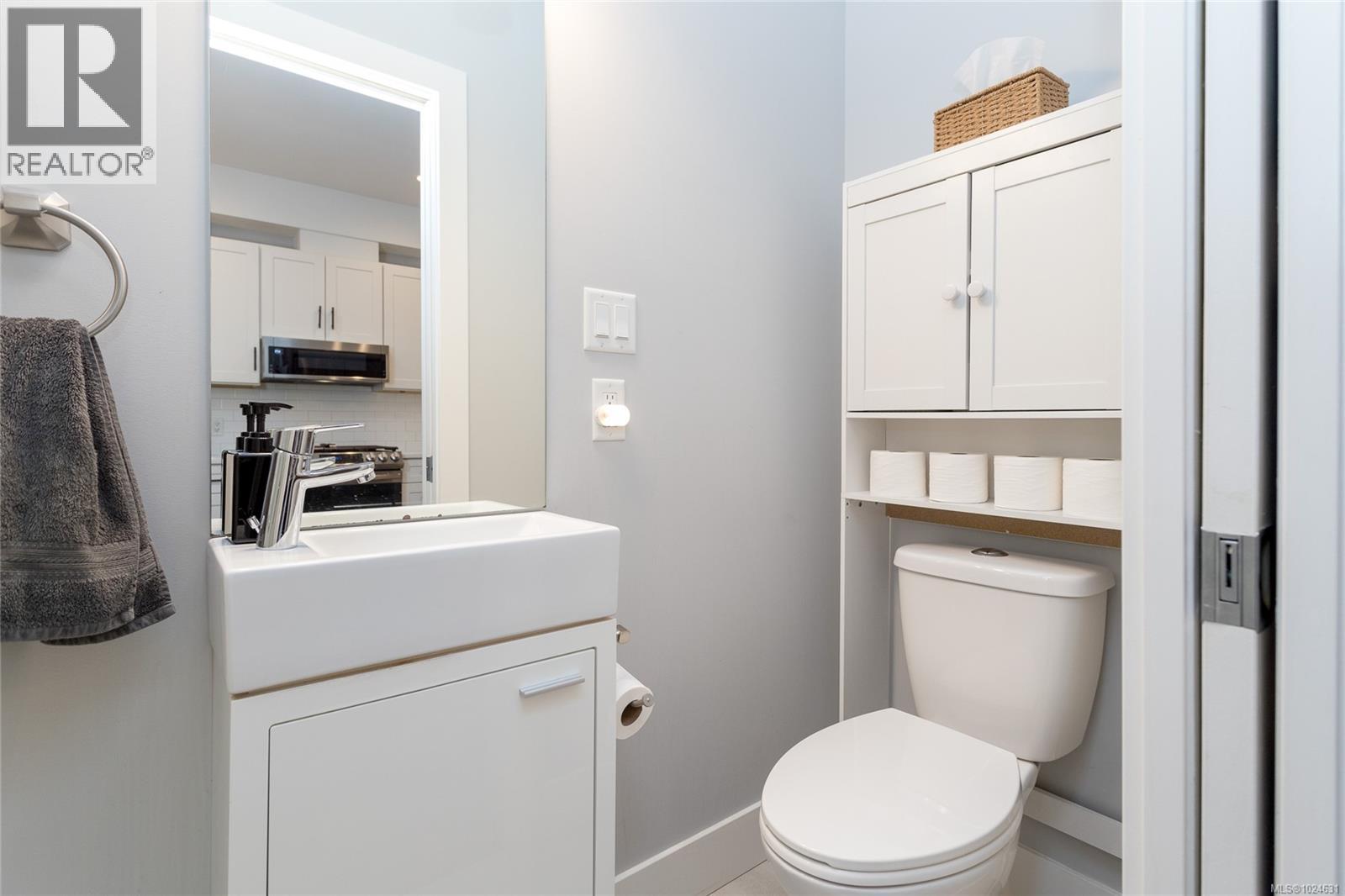  933 Turnstone Ridge, Langford