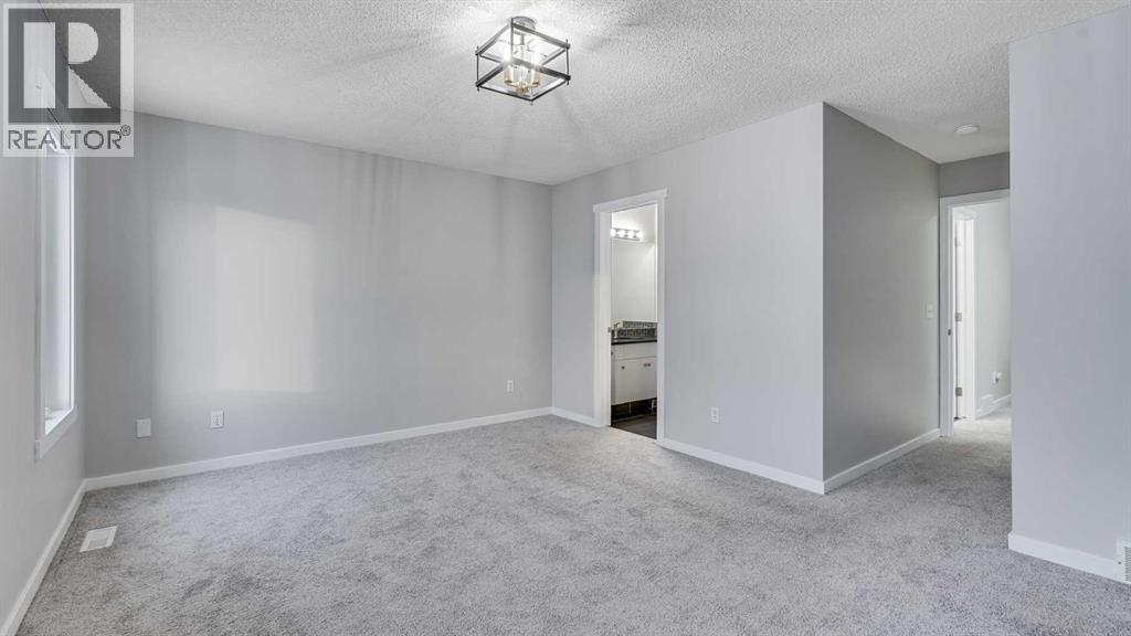 Single Family House for Sale in  Sierra Morena Road SW Signal Hill Calgary 