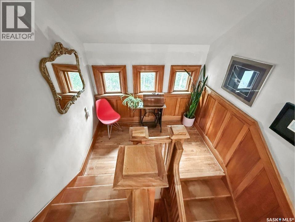 Single Family House for Sale in  Sidney STREET E Swift Current 