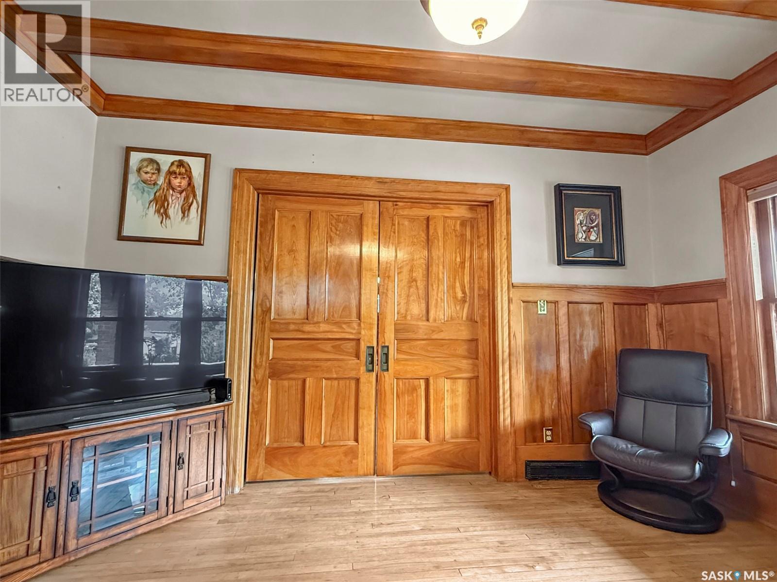 Single Family House for Sale in  Sidney STREET E Swift Current 