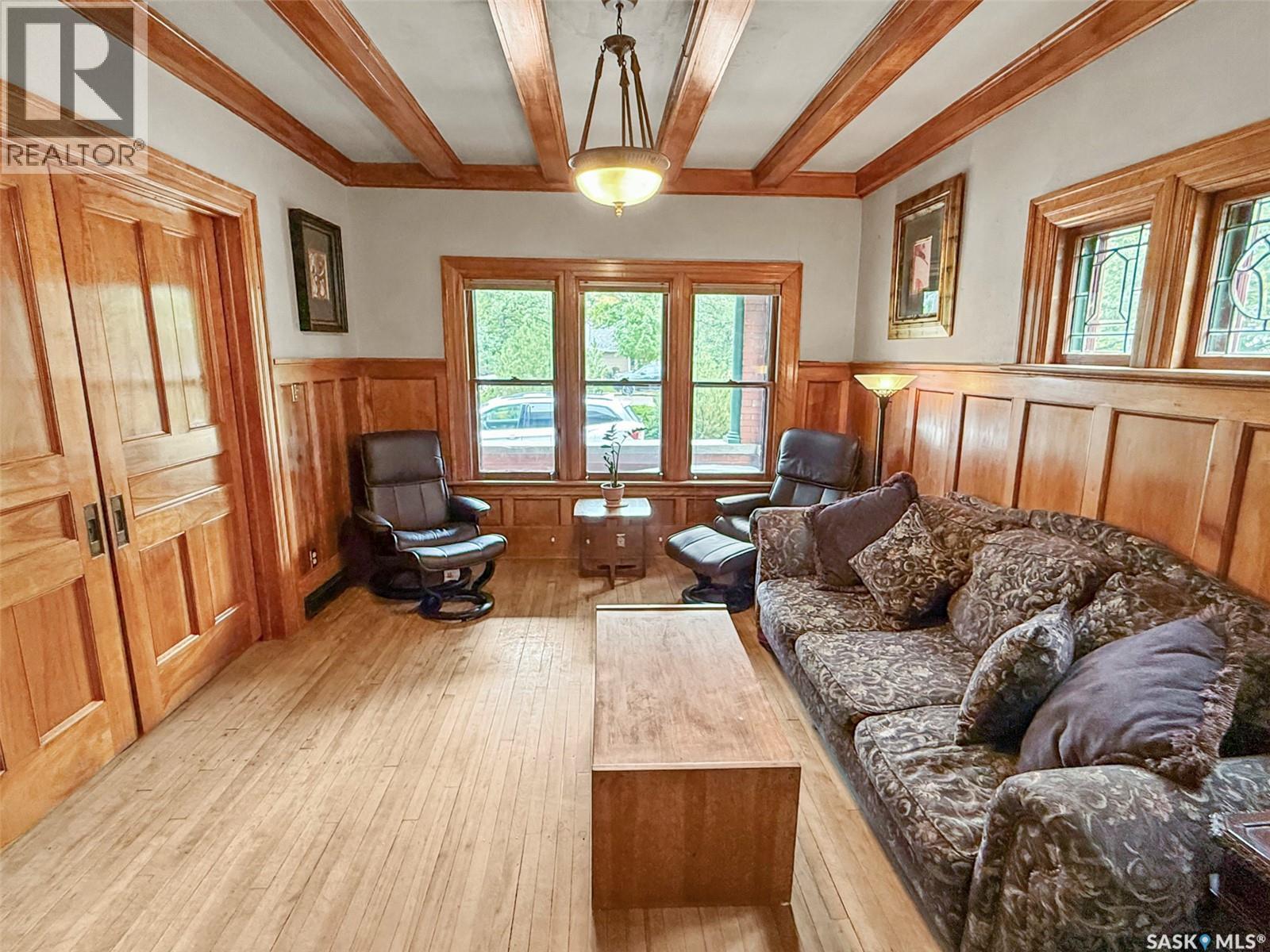 Single Family House for Sale in  Sidney STREET E Swift Current 