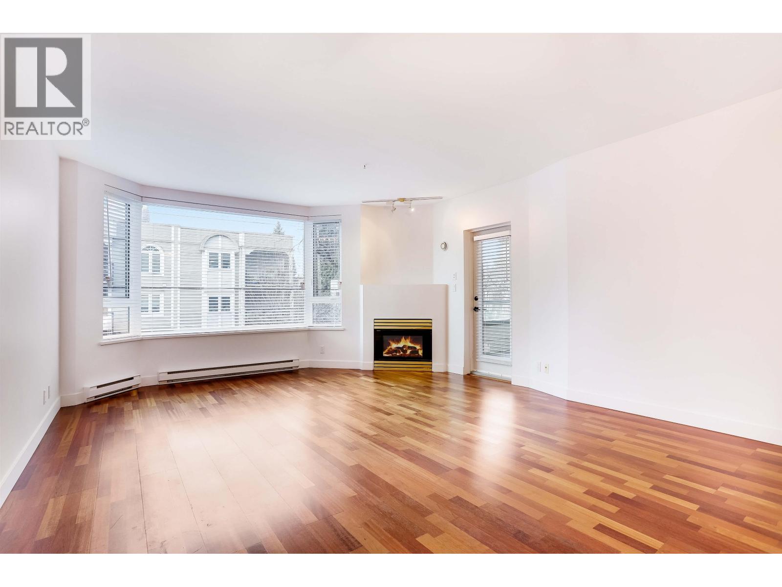 #203-1688 CYPRESS Street, Vancouver