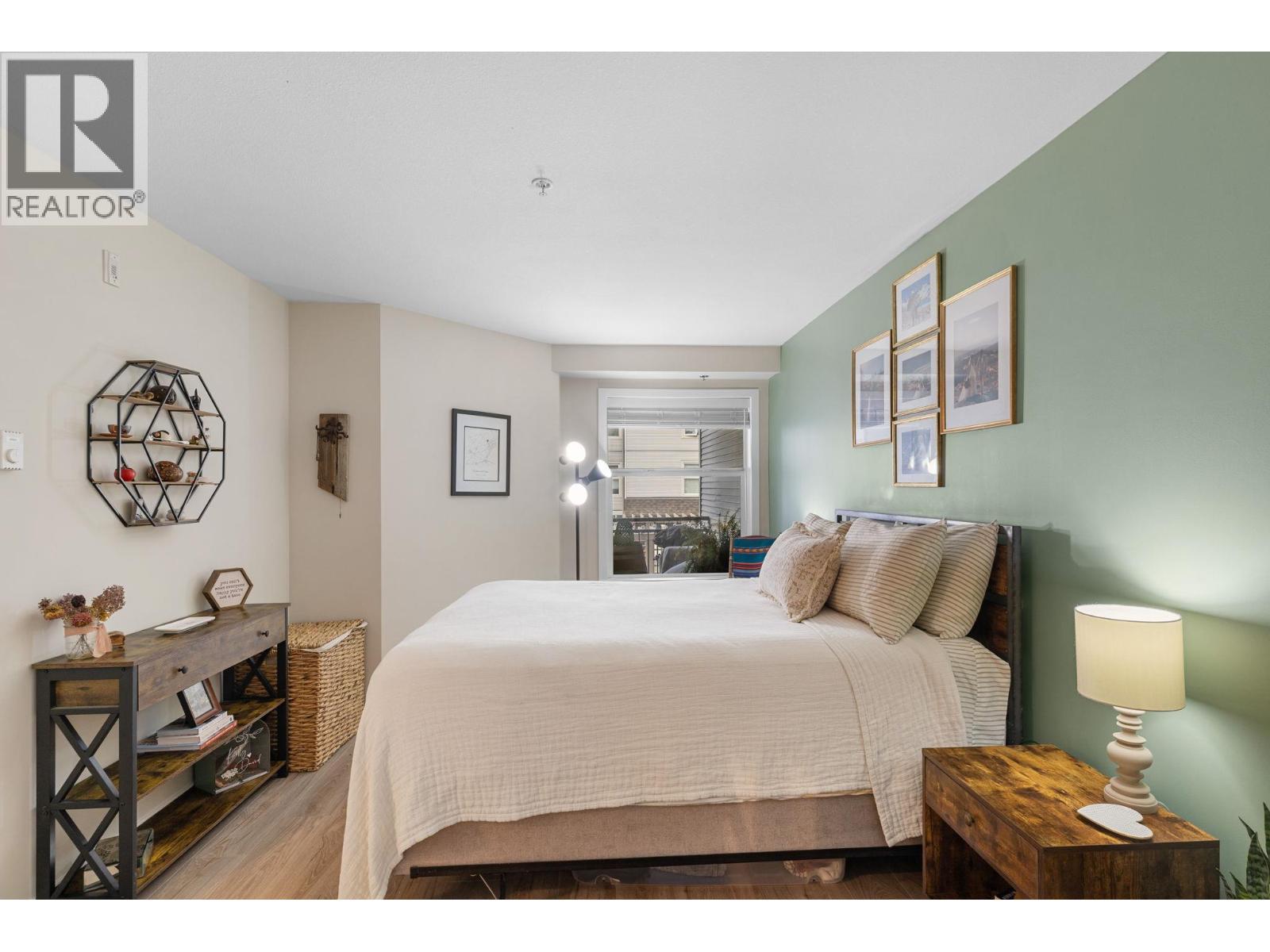 204 567 Yates Road, Kelowna