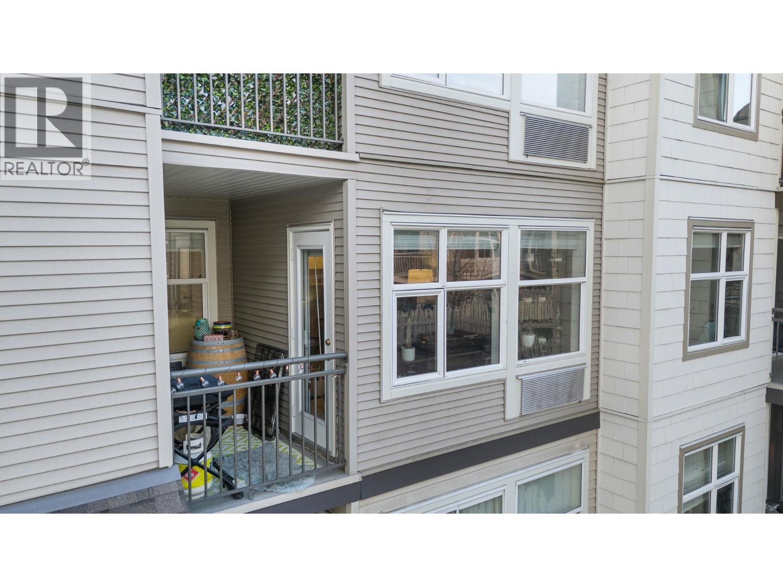 204 567 Yates Road, Kelowna